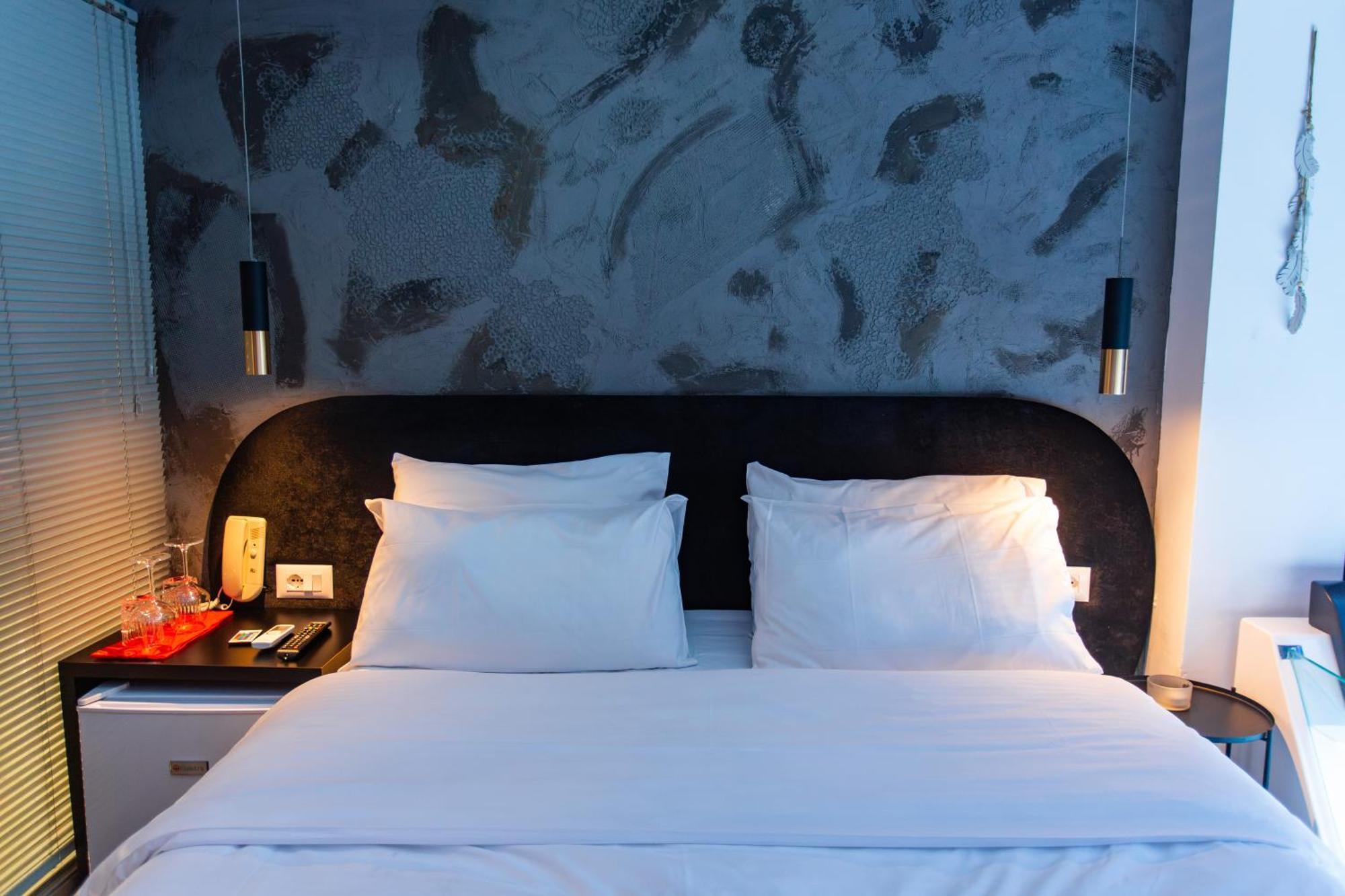 The Bubbles - Jacuzzi Hotel Tiranë Ngoại thất bức ảnh