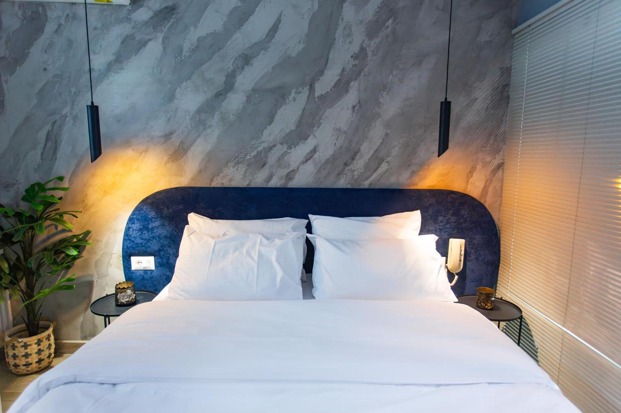 The Bubbles - Jacuzzi Hotel Tiranë Ngoại thất bức ảnh