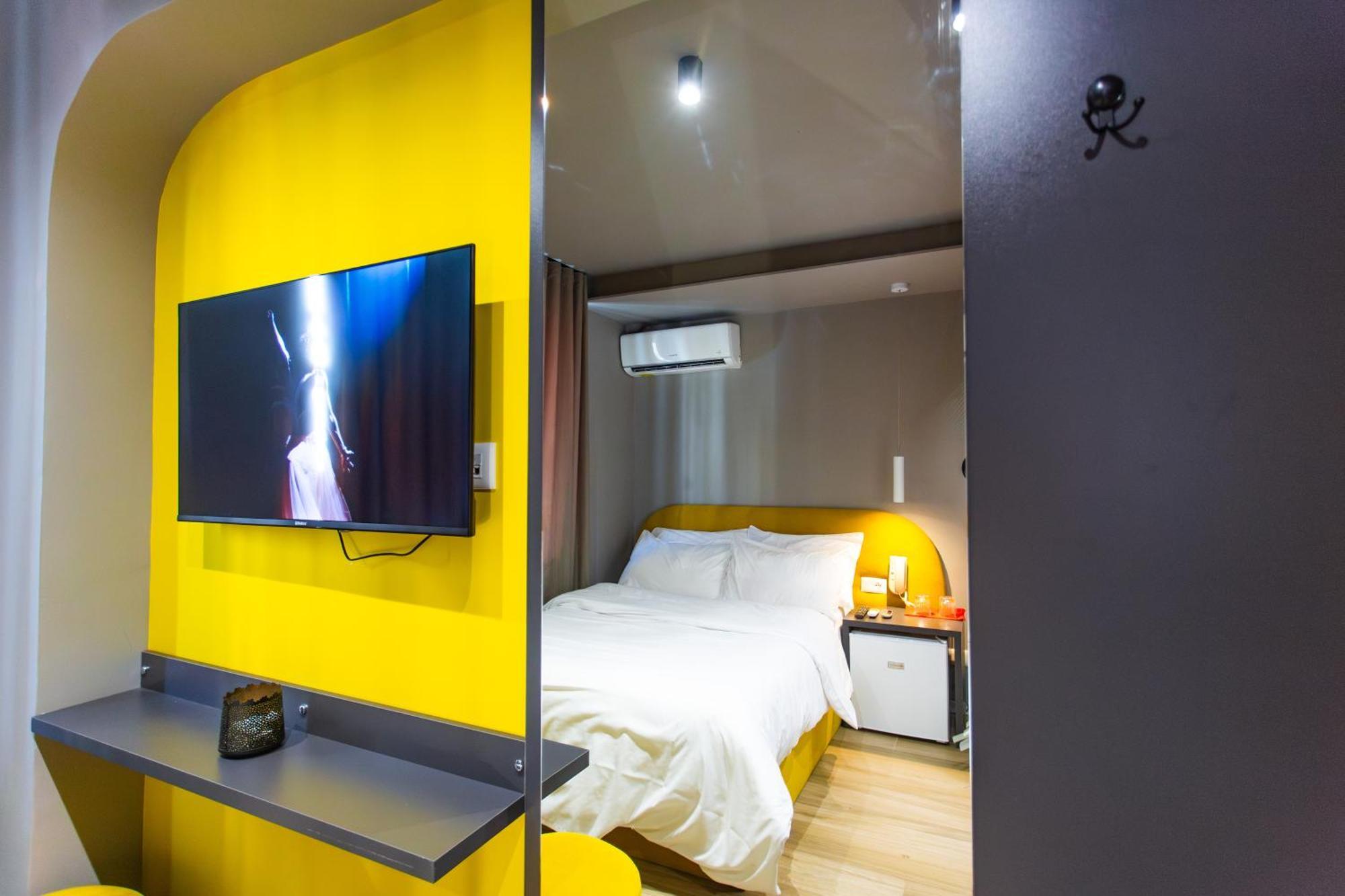The Bubbles - Jacuzzi Hotel Tiranë Ngoại thất bức ảnh