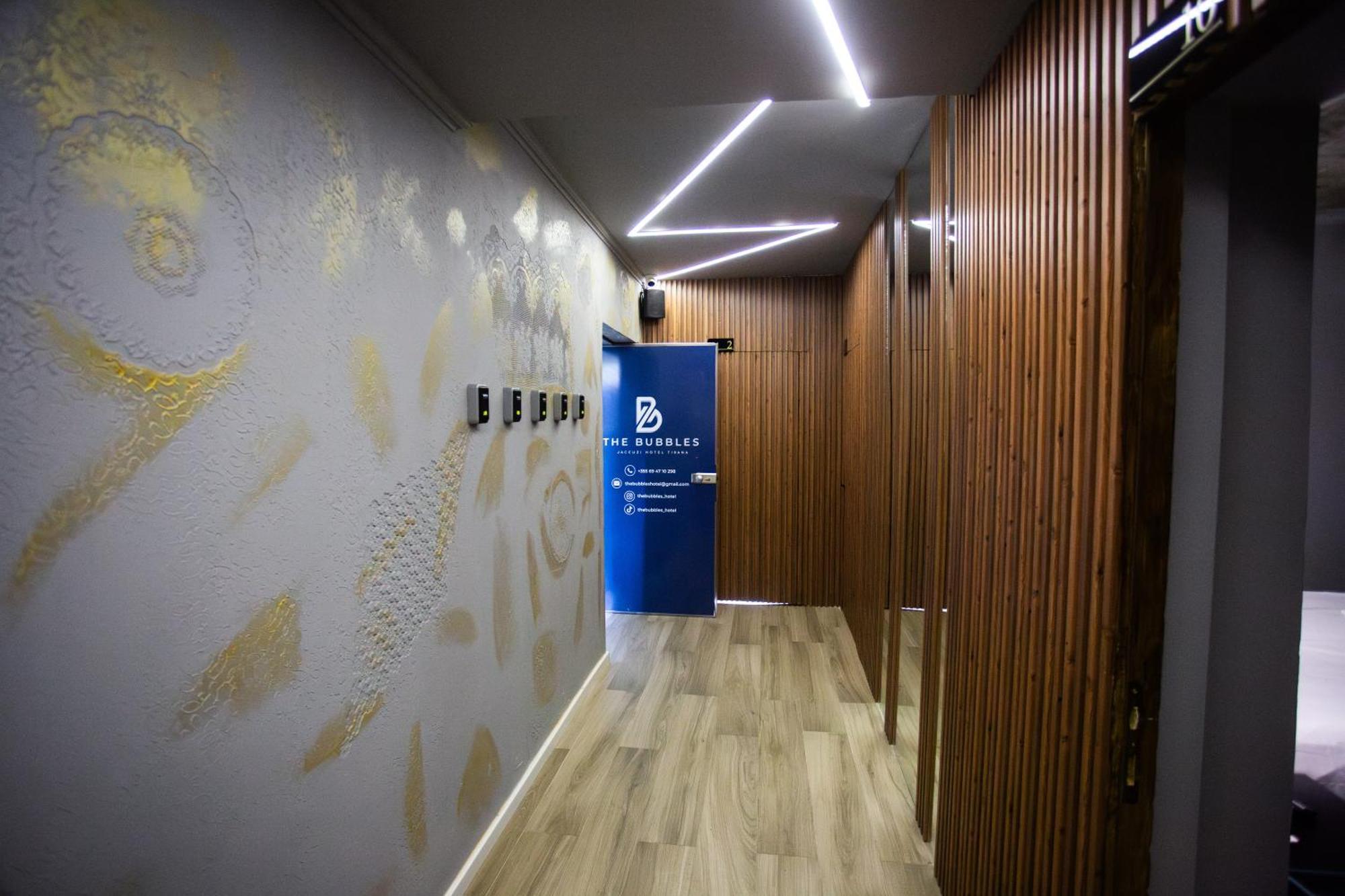 The Bubbles - Jacuzzi Hotel Tiranë Ngoại thất bức ảnh